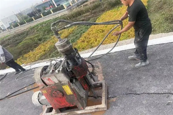 天津马路面下沉注浆加固